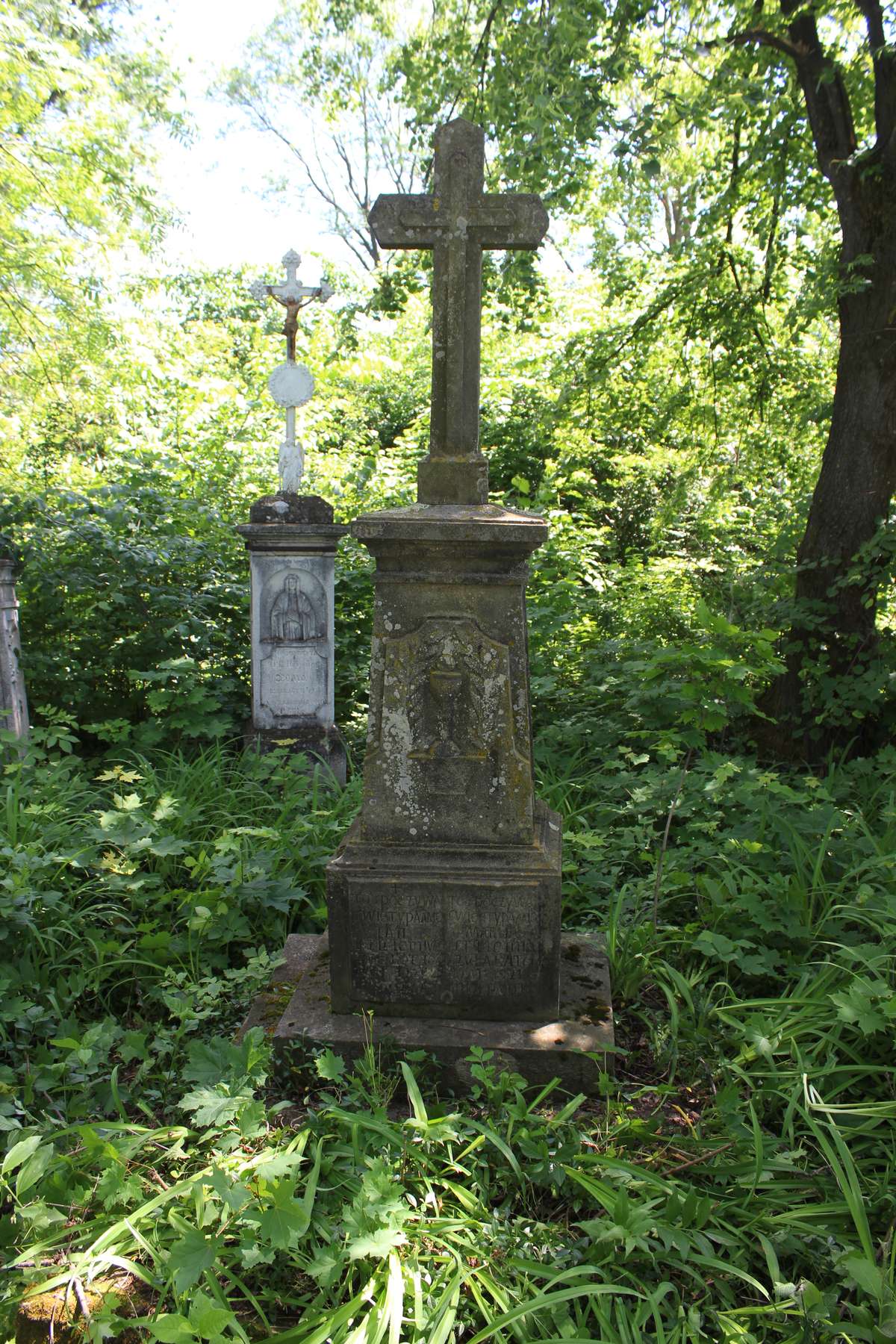 Tombstone of Jan and Maria Studenny, cemetery in Borki Wielkie