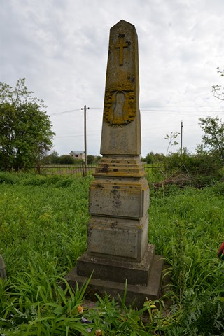 Tombstone of Andrzej Karmazin, cemetery in Smykowce