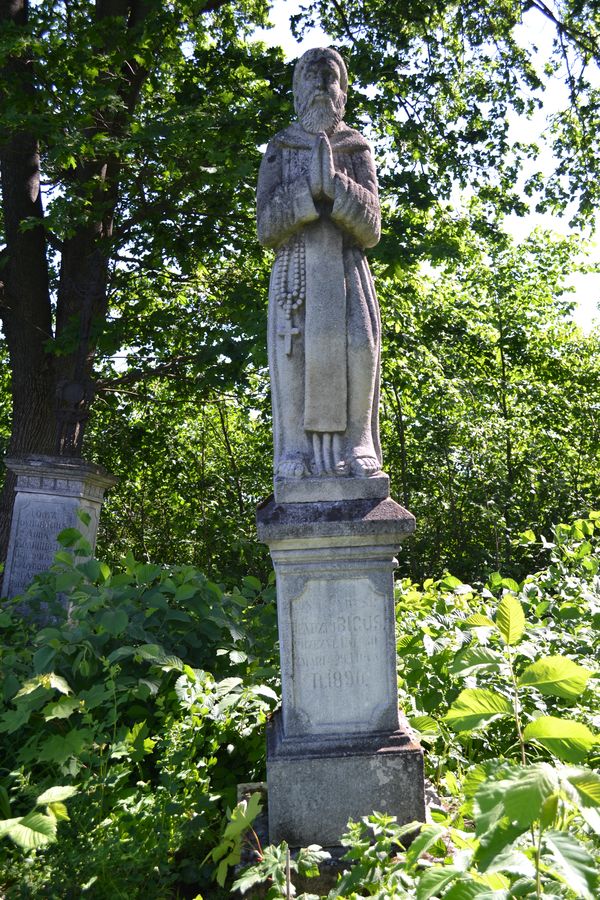 Tombstone of Jędrzej Bicus, cemetery in Borki Wielkie