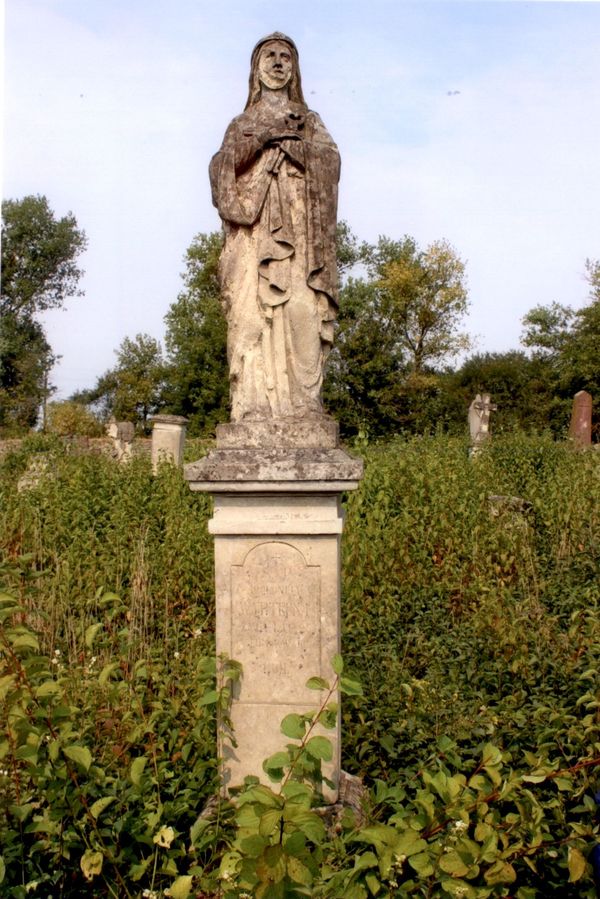 Gravestone of Apolonia Wyrtepna, Strusov cemetery