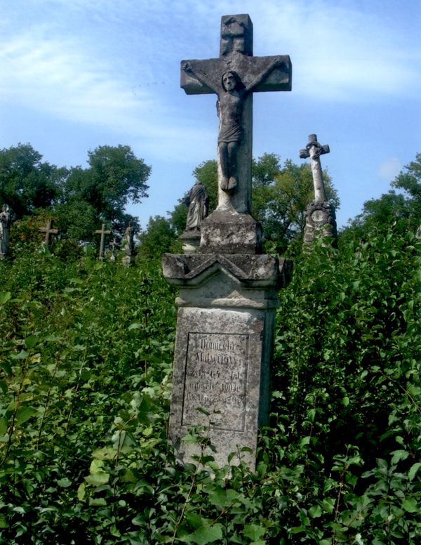 Tombstone of Domicela Matwijów, Strusowo cemetery