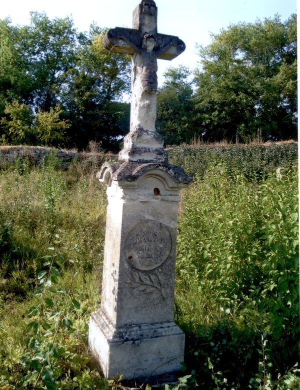 Tombstone of Ewa Iwańczuk, Strusowo cemetery