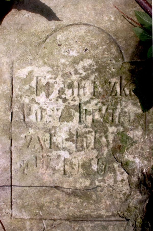 Tombstone of Franciszek Rosz[e]lużny, Strusowo cemetery