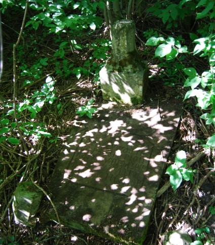 Nagrobek Piotra Kaskówa, cmentarz w Bucniowie