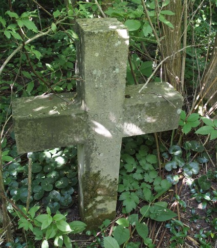 Nagrobek Marii Kloc, cmentarz w Bucniowie