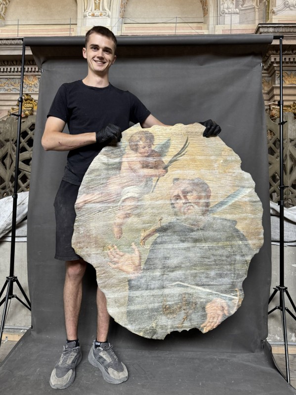 Photo montrant Conservation of the Frescoes by Franz Eckstein in the Garrison Church of Saints Peter and Paul in Lviv
