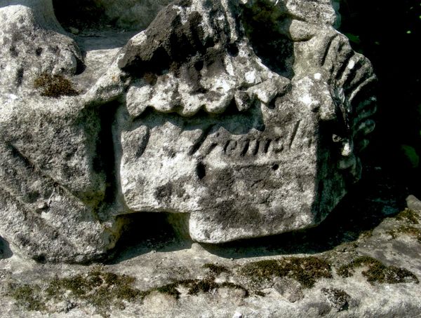 Gravestone of Izabela Rabow, Strusov Cemetery