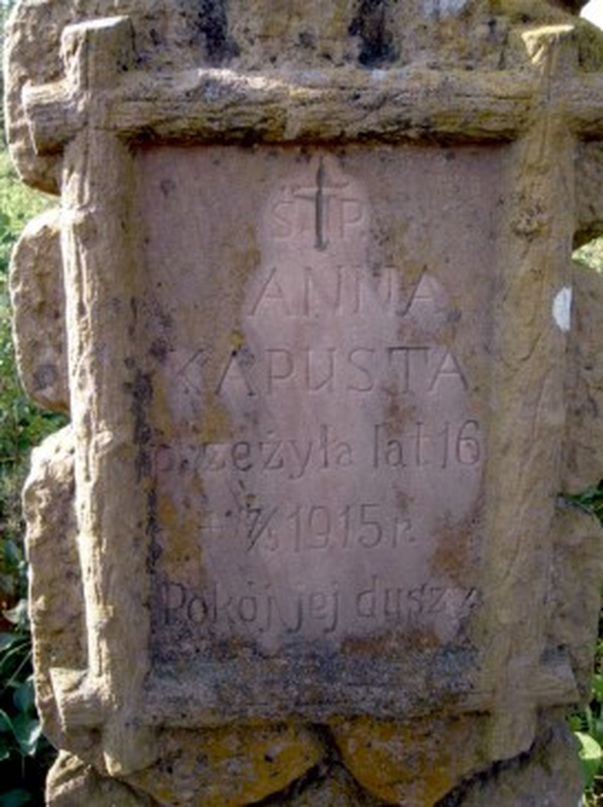 Tombstone Anna Kapusta, cemetery in Strusowo