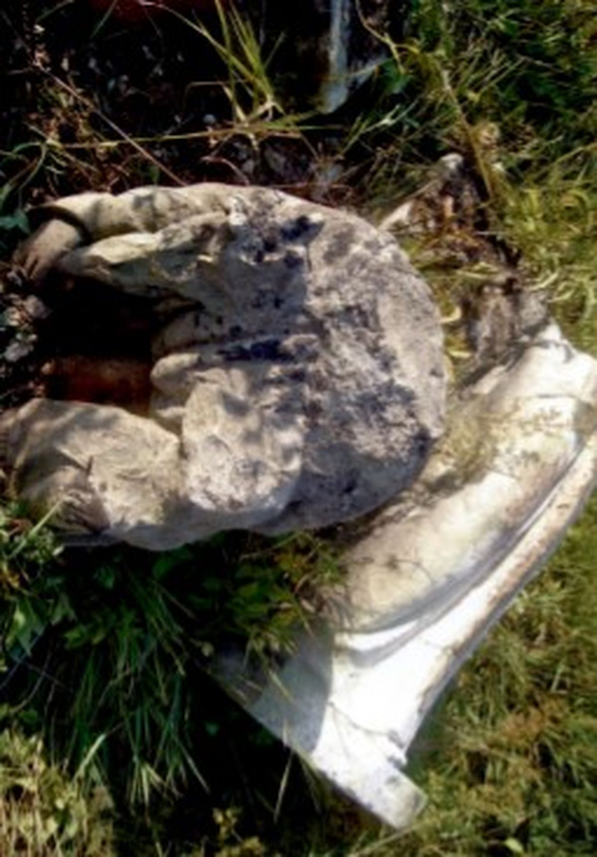 Gravestone Antoni Koncur, cemetery in Strusowo