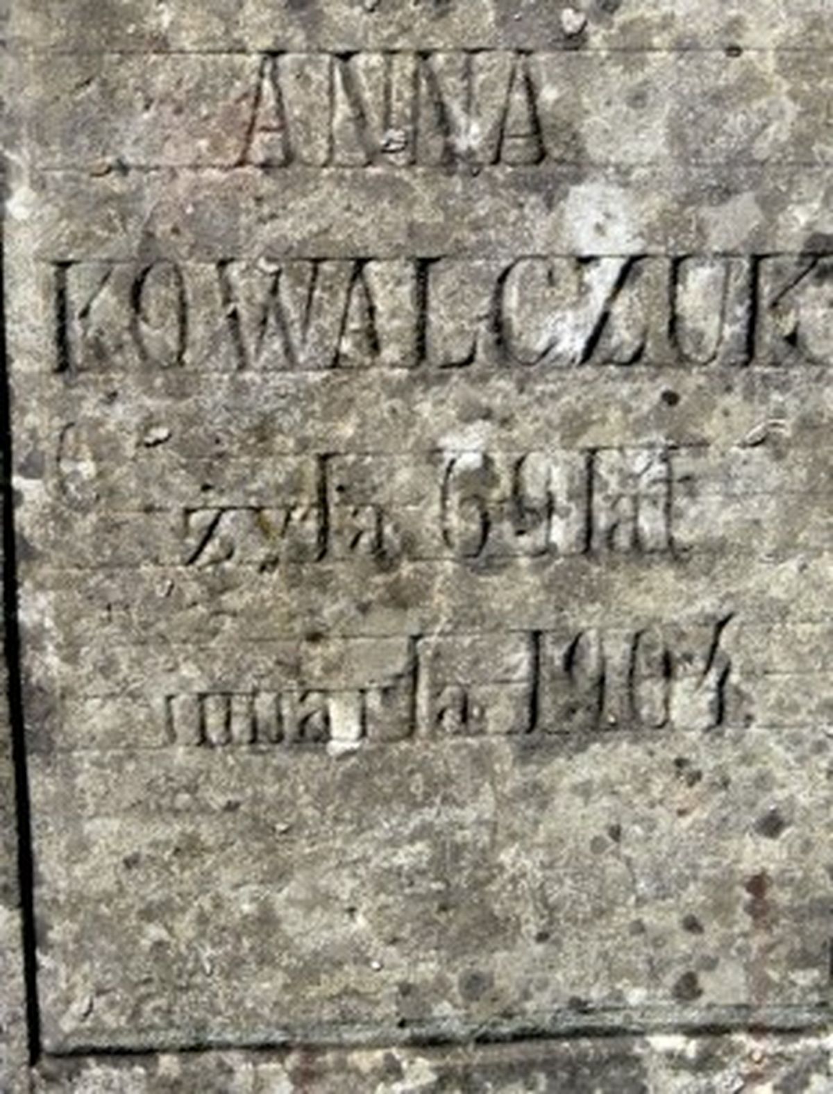 Tombstone Anna Kowalczuk, Strusov cemetery