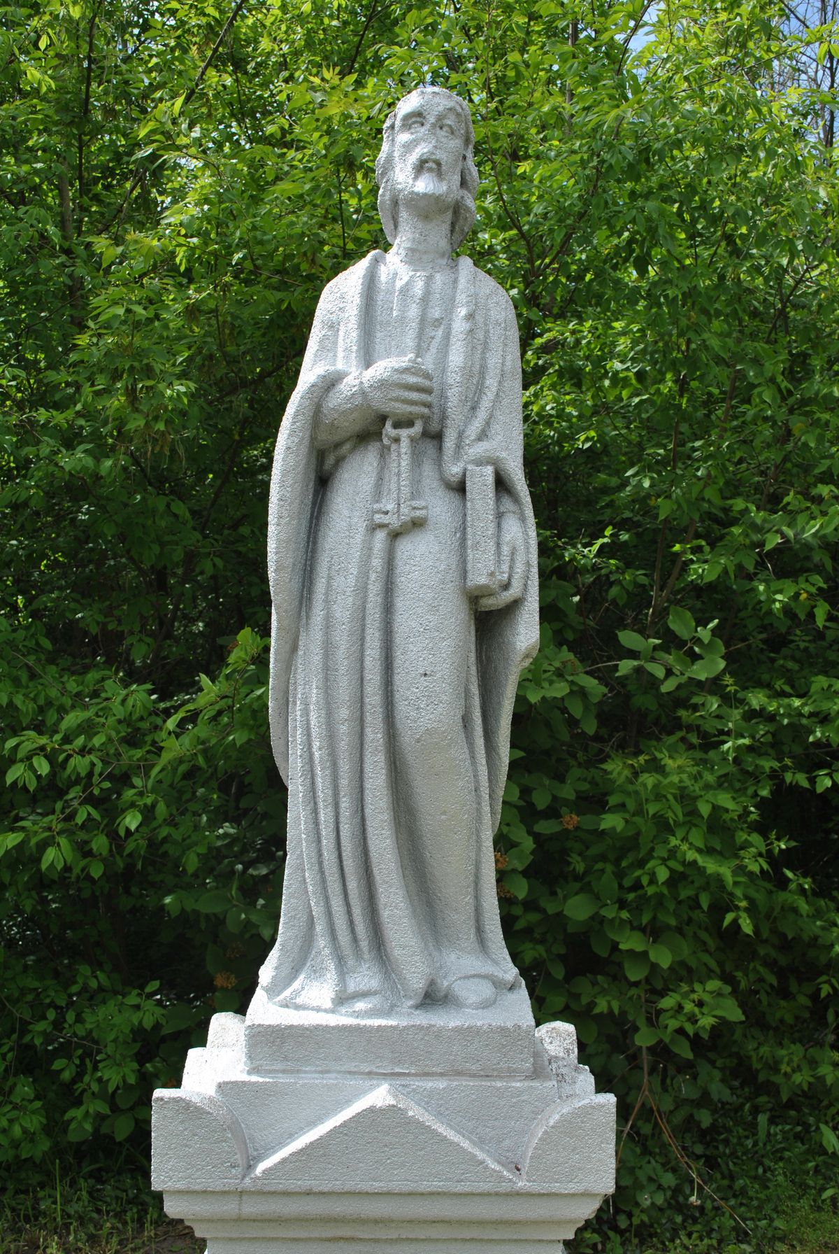 Statue from the gravestone of Peter and Wiktoria Kowal in the cemetery in Draganovka