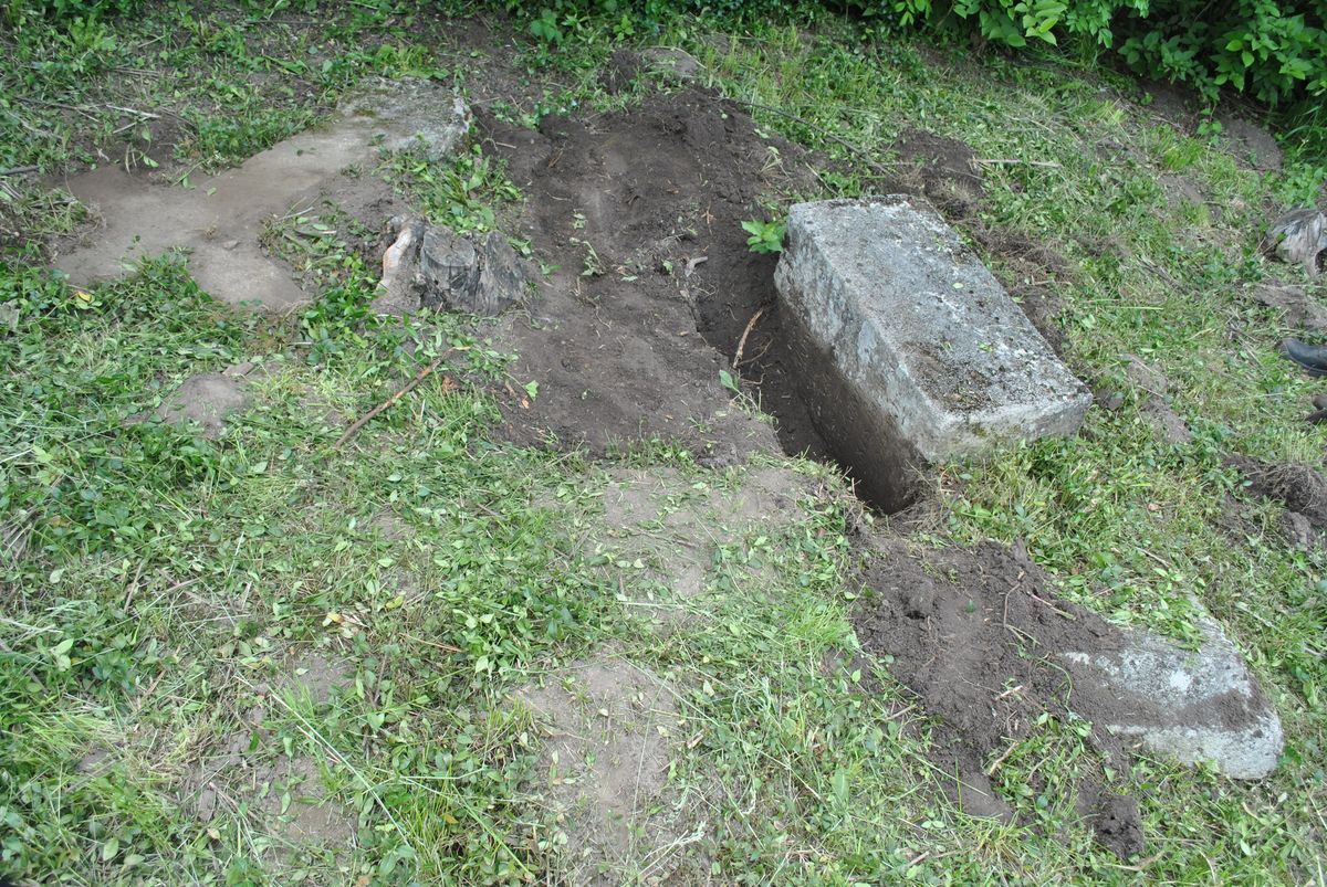 Tombstone of Maciej Sikur