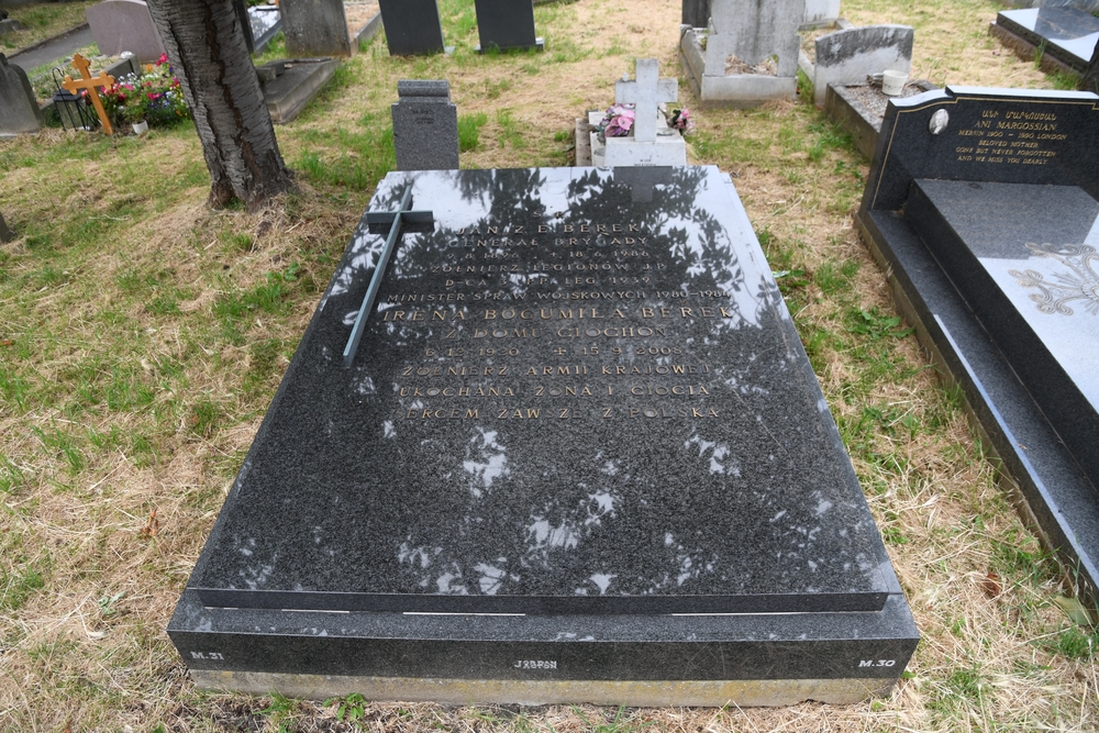 Tombstone of Jan and Irena Berek in London