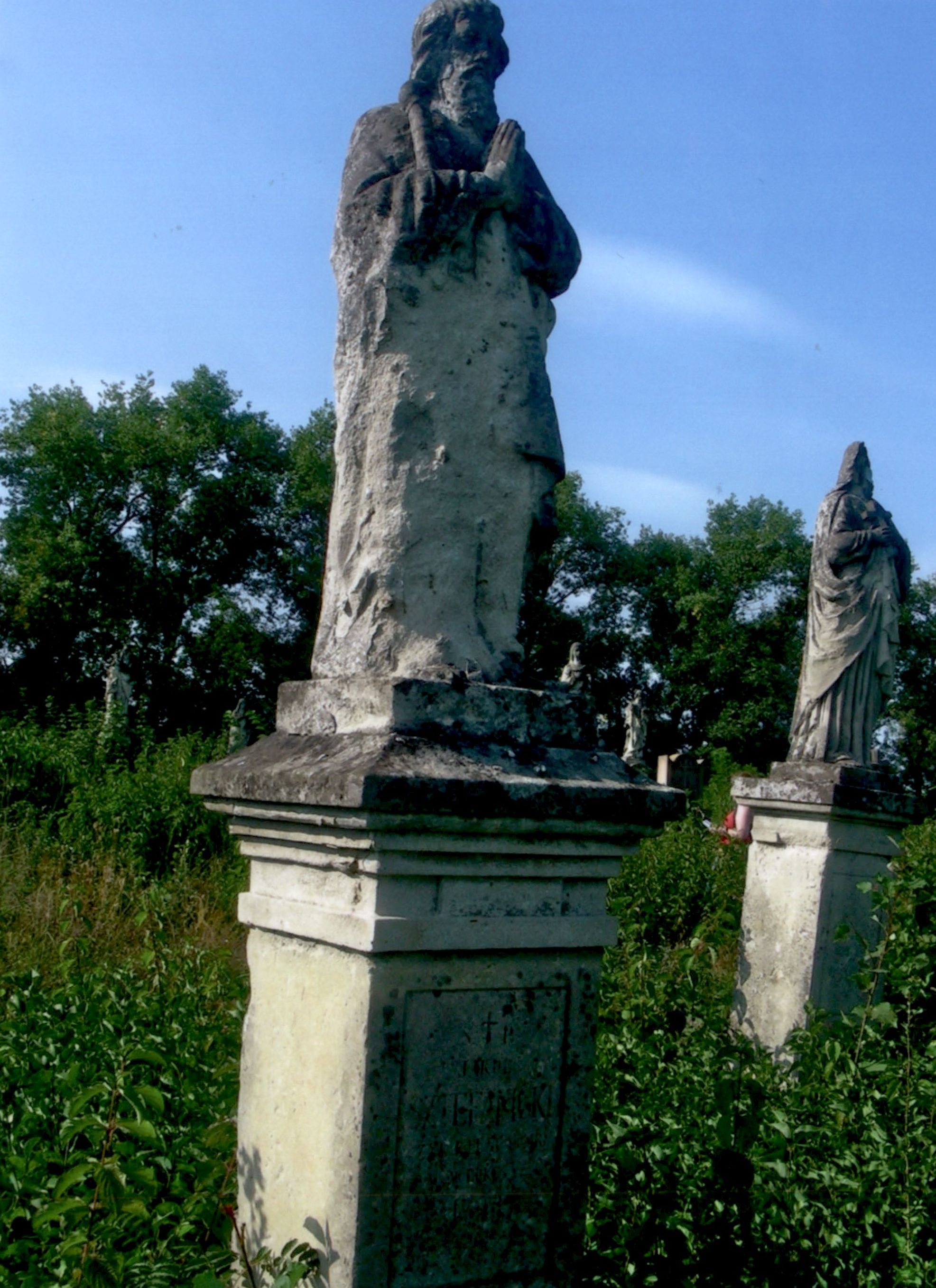 Tombstone of Jakub Sztefanicki, cemetery in Strusowo