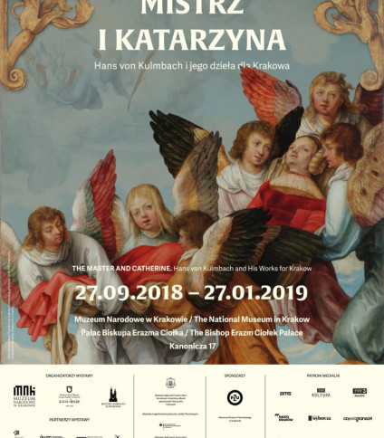 Plakat wystawy 'Mistrz i Katarzyna. Hans von Kulmbach i jego dzieła dla Krakowa' w Muzeum Narodowym w Krakowie, przedstawiający anioły z kolorowymi skrzydłami i szczegóły wystawy.