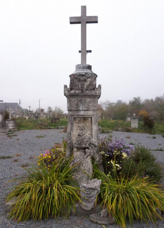 Tombstone in the cemetery in Yavrovo, state before restoration works