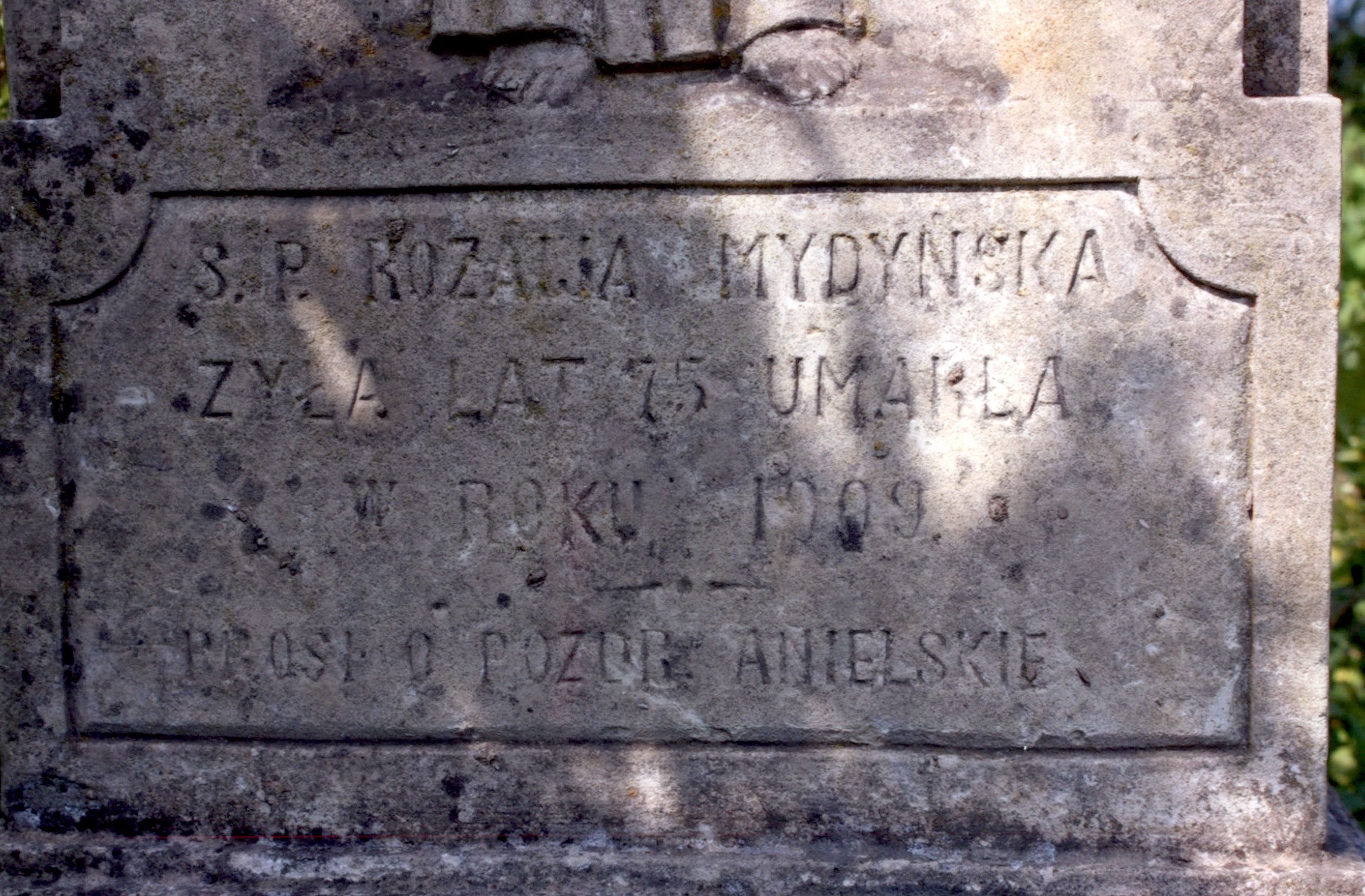 Gravestone of Rozalia Mydyńska, cemetery in Strusowo