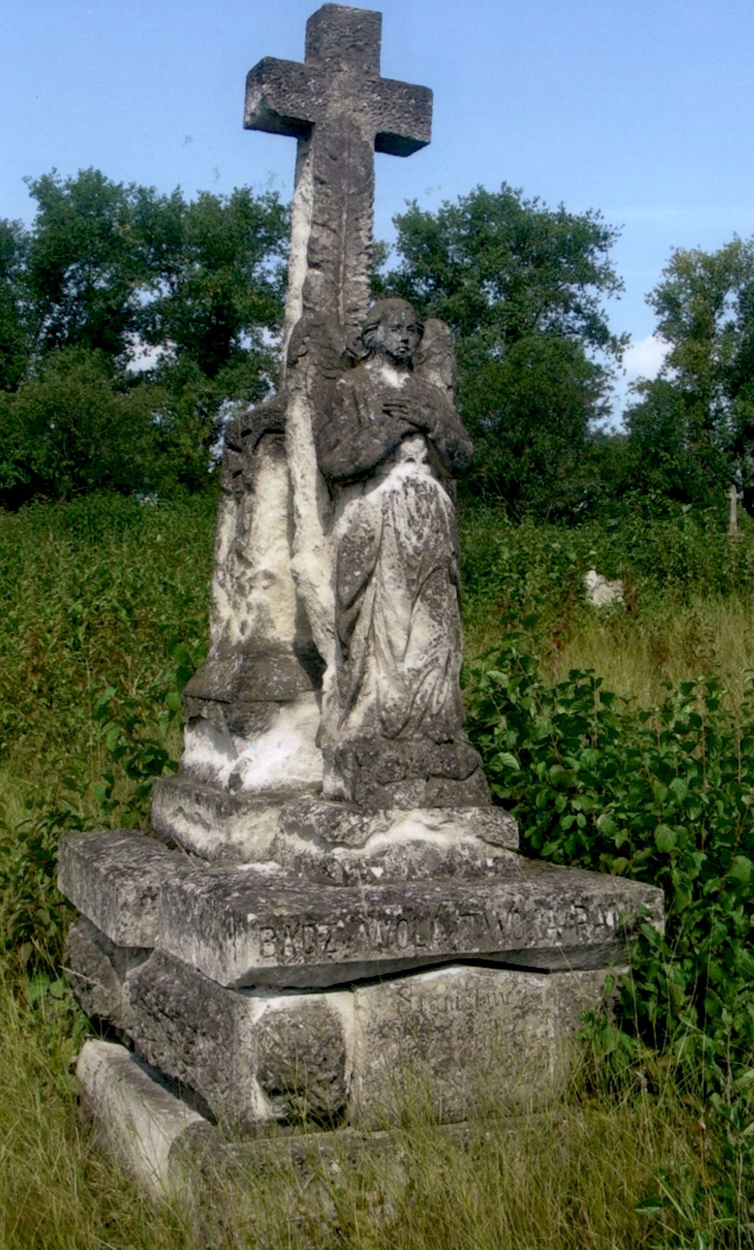 Tombstone Stanisław Bezdzielny, cemetery in Strusowo