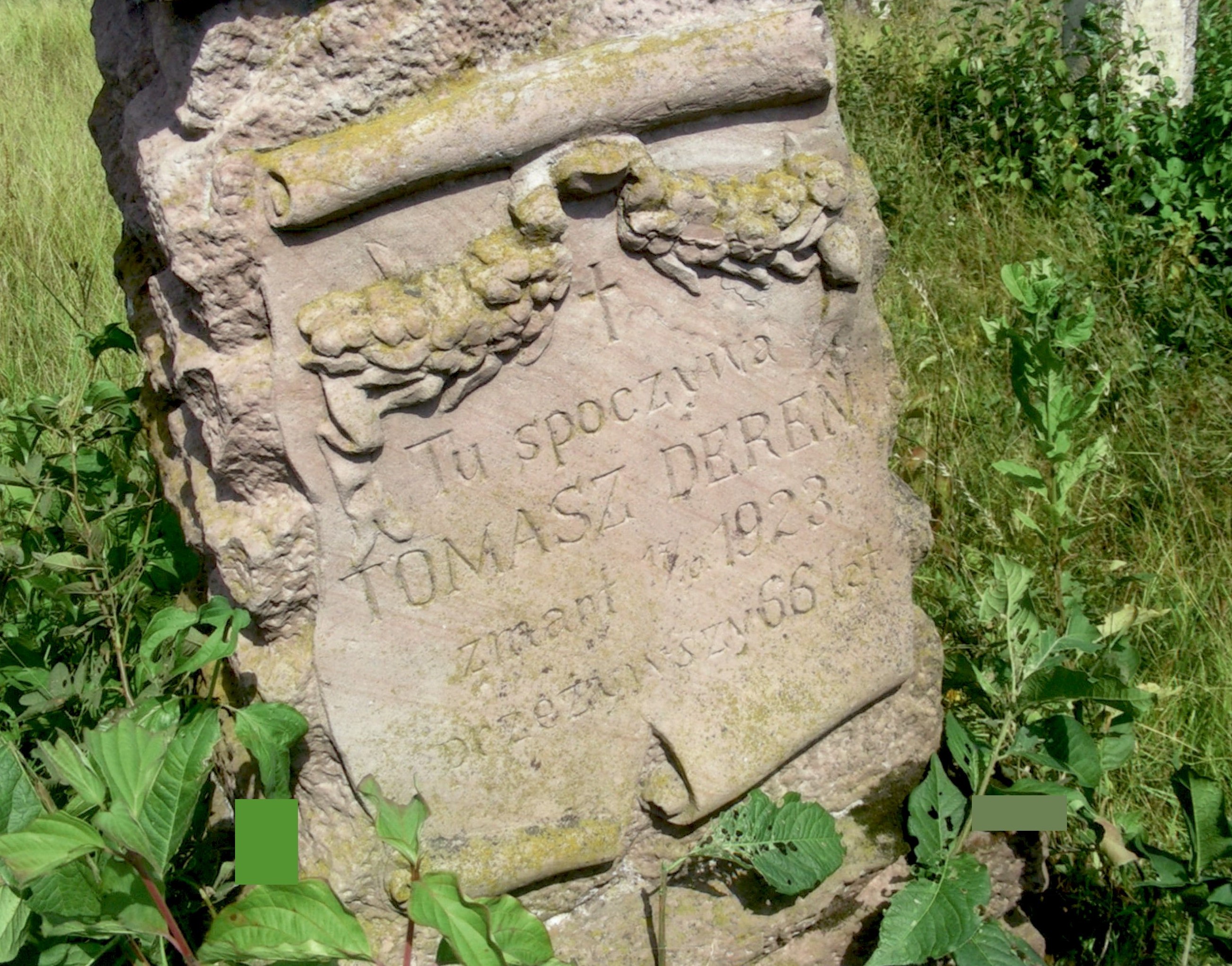 Tombstone Tomasz Dereń, cemetery in Strusowo