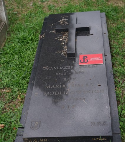 Nagrobek Franciszka i Marii Białasów