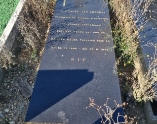 Nagrobek Jana Brandysa w Londynie