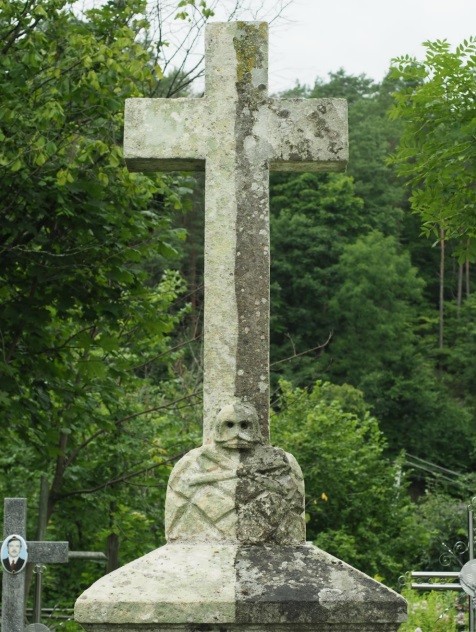 Crowning of a gravestone in the Basilian cemetery in Kremenets