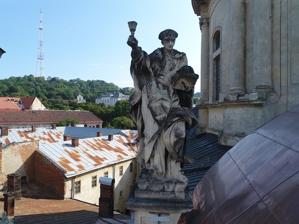 Statue of St. Thomas from the façade of the Corpus Christi Church (Dominican) in Lviv, before restoration