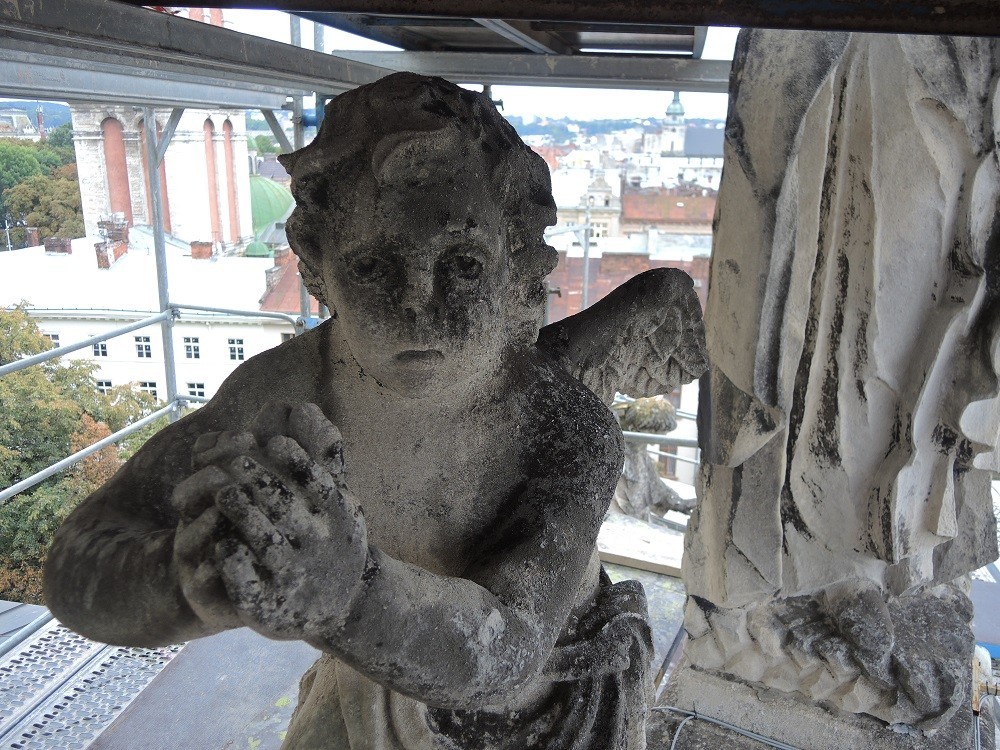 Fragment of a statue from the façade of the Corpus Christi church (Dominican monastery) in Lviv, before restoration