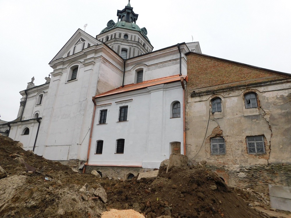 The monastery complex of the Order of Discalced Carmelites in Berdyczów, after the completion of renovation works