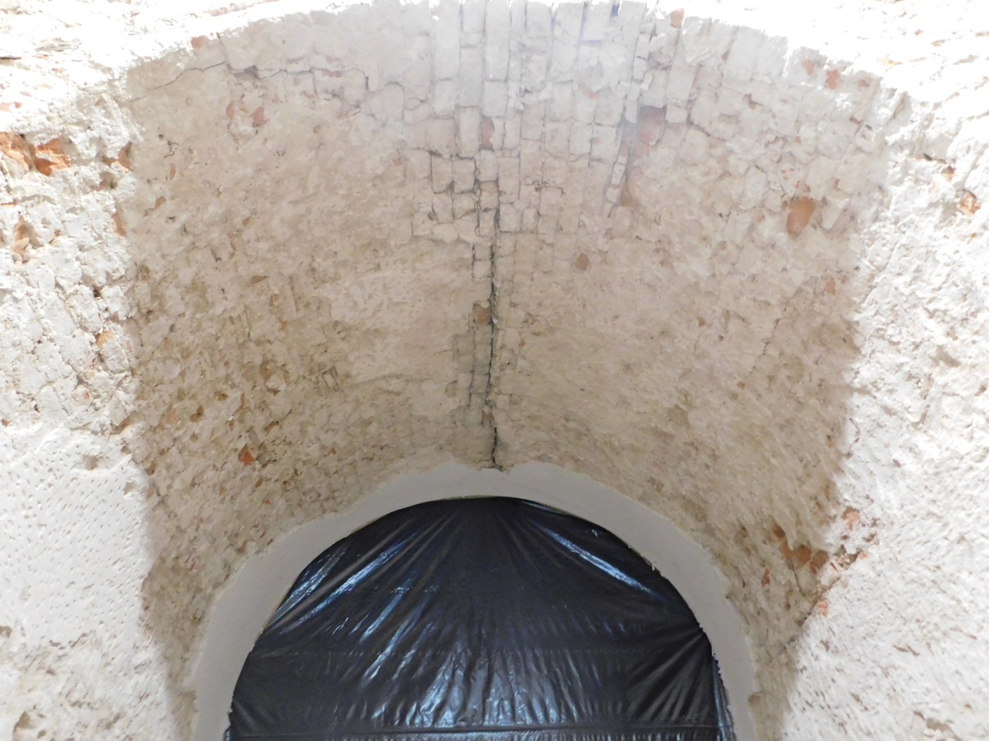 Monastery complex of the Order of Discalced Carmelites in Berdyczów, Condition of the vaults of the lower church after the unveiling
