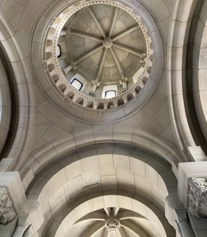 Kaplica Barczewskich na cmentarzu Łyczakowskim we Lwowie, podczas prac konserwatorskich