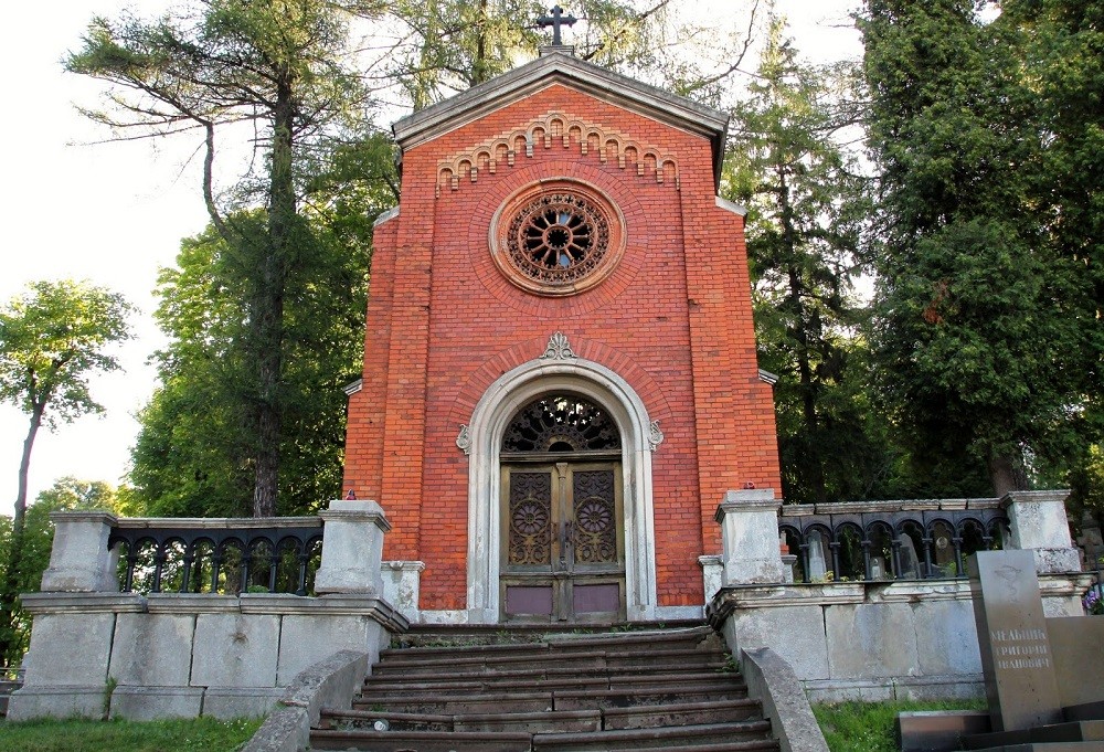 Krzeczunowicz Chapel in Lychakiv Cemetery in Lviv