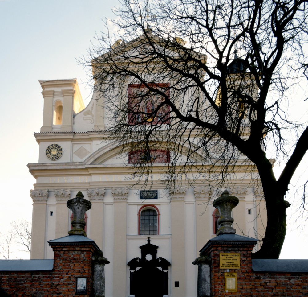 Kolegiata Świętej Trójcy po renowacji, Ołyka, 2020
