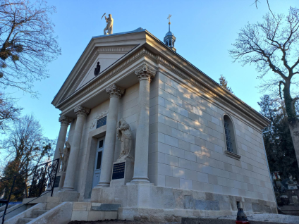 Kaplica Dunin-Borkowskich na cmentarzu Łyczakowskim we Lwowie, stan po pracach konserwatorskich