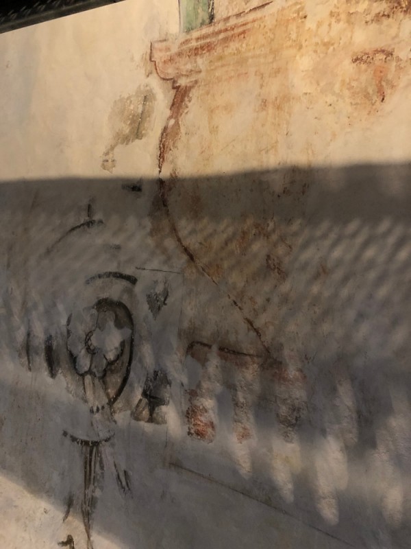Polychromes of the south wall of the chancel in the Church of the Bernardine Fathers of St. Francis and St. Bernard, state before conservation, Vilnius, 2019