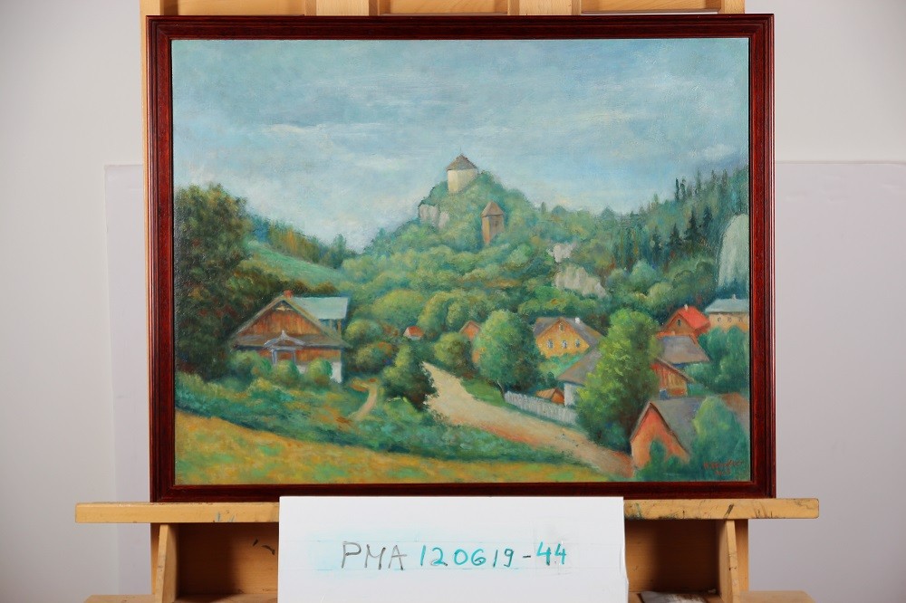 Fotografia przedstawiająca Paintings at the Polish Museum in Chicago, conservation work