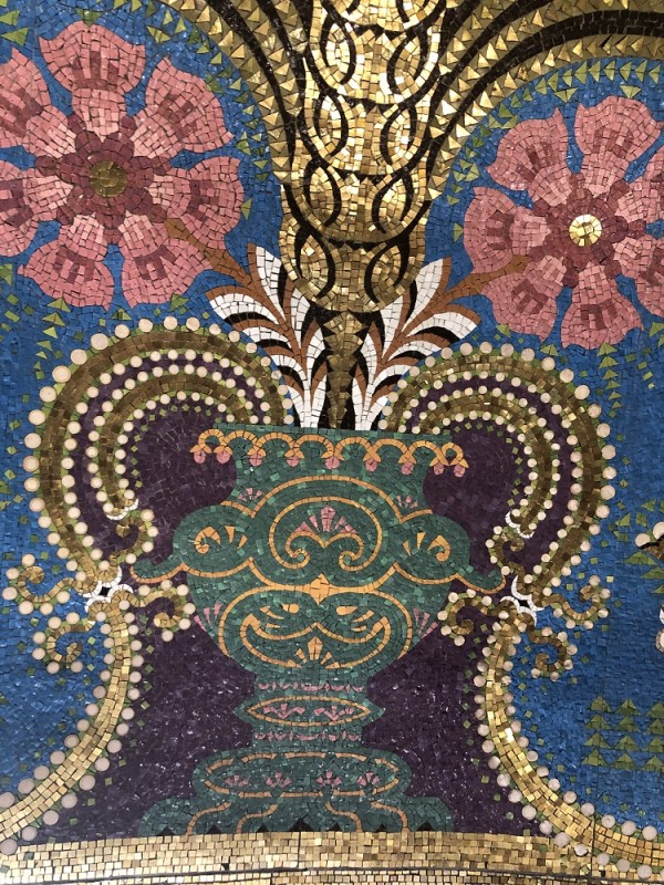 Mozaika zdobiąca kopułę katedry ormiańskiej we Lwowie