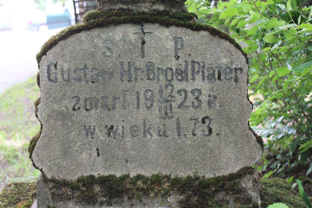 Tombstone of G. Plater at St. Michael's Cemetery in Riga, condition before conservation work