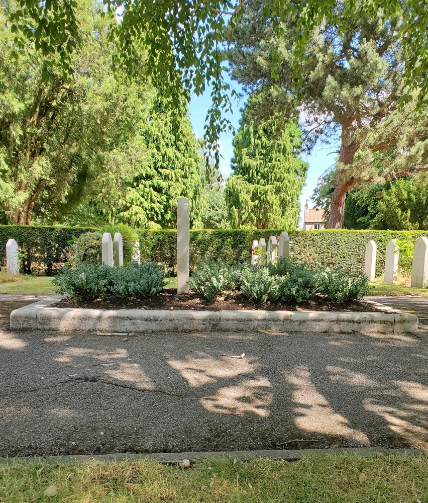 Fotografia przedstawiająca Polish Airmen Cemetery in Newark-upon-Trent