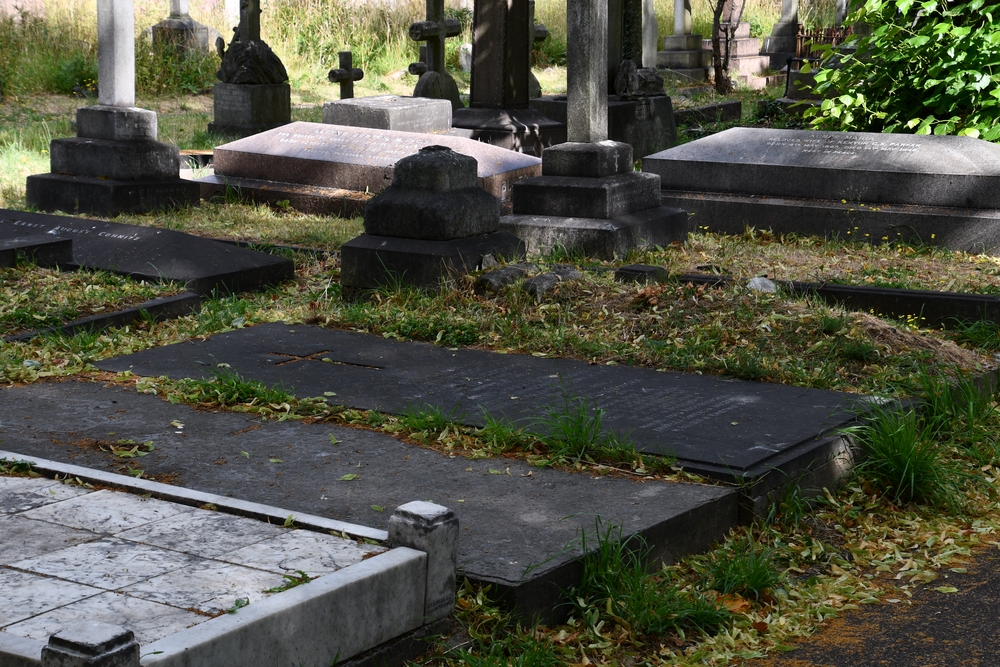 Tombstone of the Starzewski and Rościszewski families, Brompton Cemetery, London