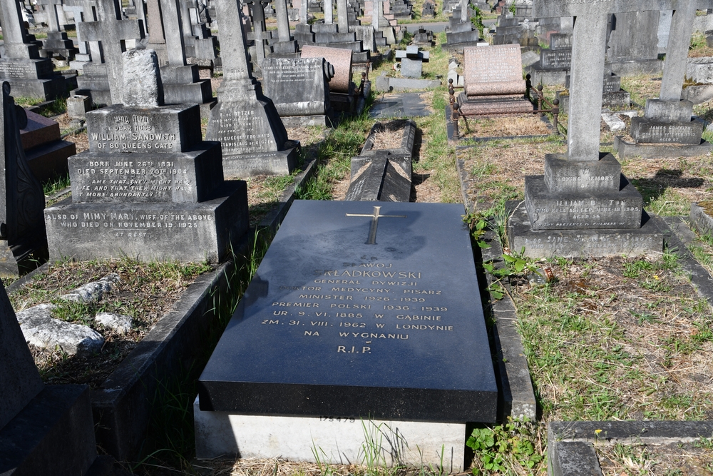 Nagrobek Felicjana Sławoj-Składkowskiego, Brompton Cemetery, Londyn