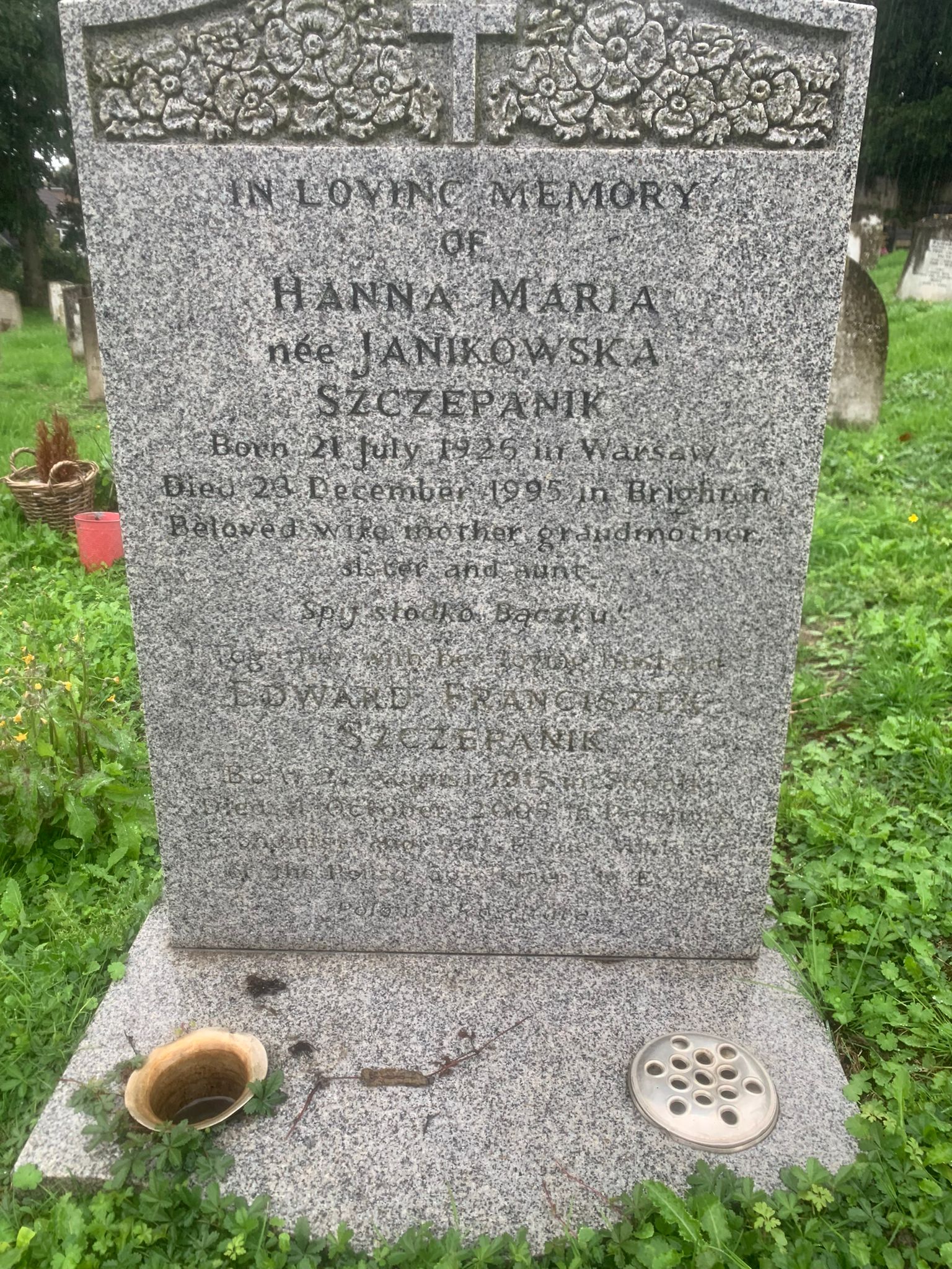 Tombstone of Edward and Hanna Szczepanik