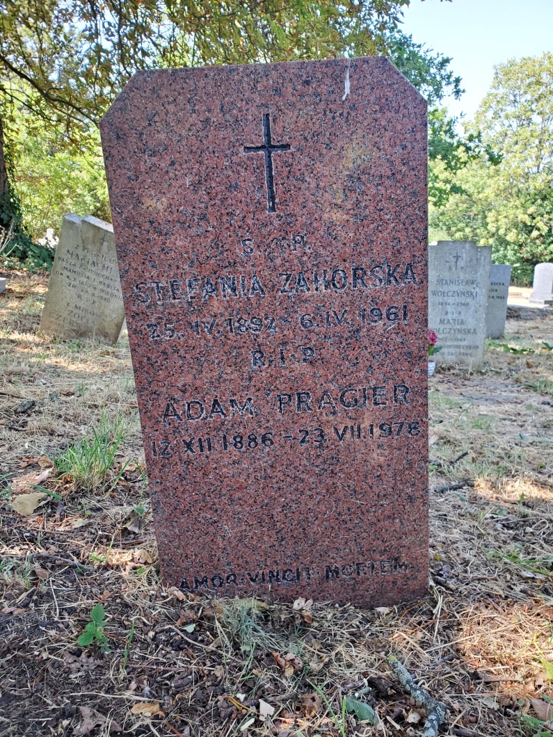 Tombstone of Adam Pragier and Stefania Zahorska