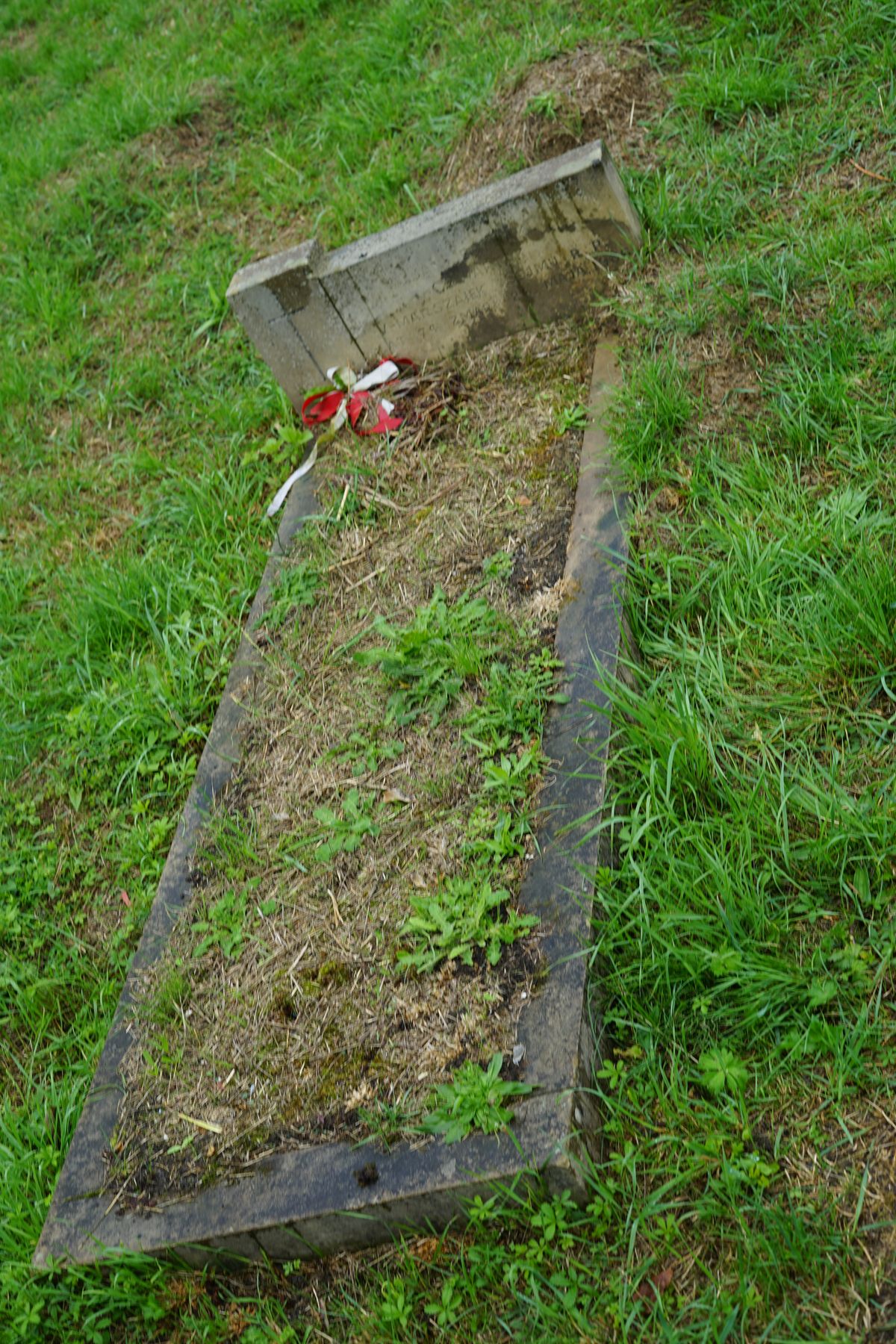 Tombstone of Jan Jedynak