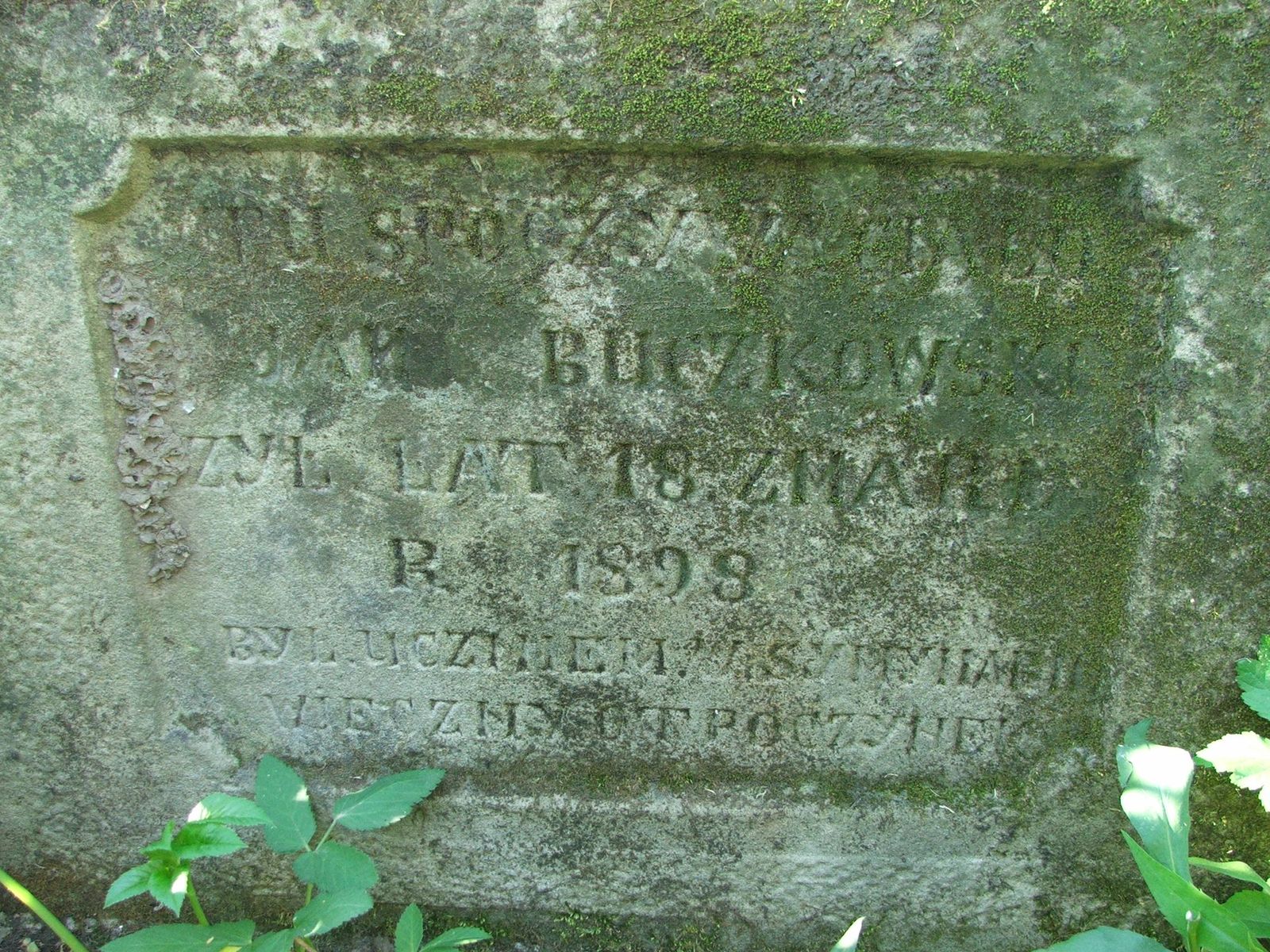 Statue from the gravestone of Jan Buczkowski, Kozówka cemetery