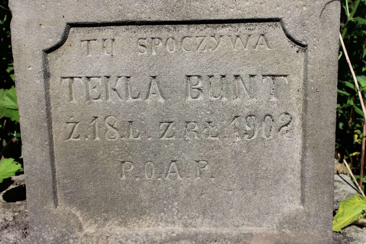 Inscription from the tombstone of Tekla Bunt, Kozovka cemetery