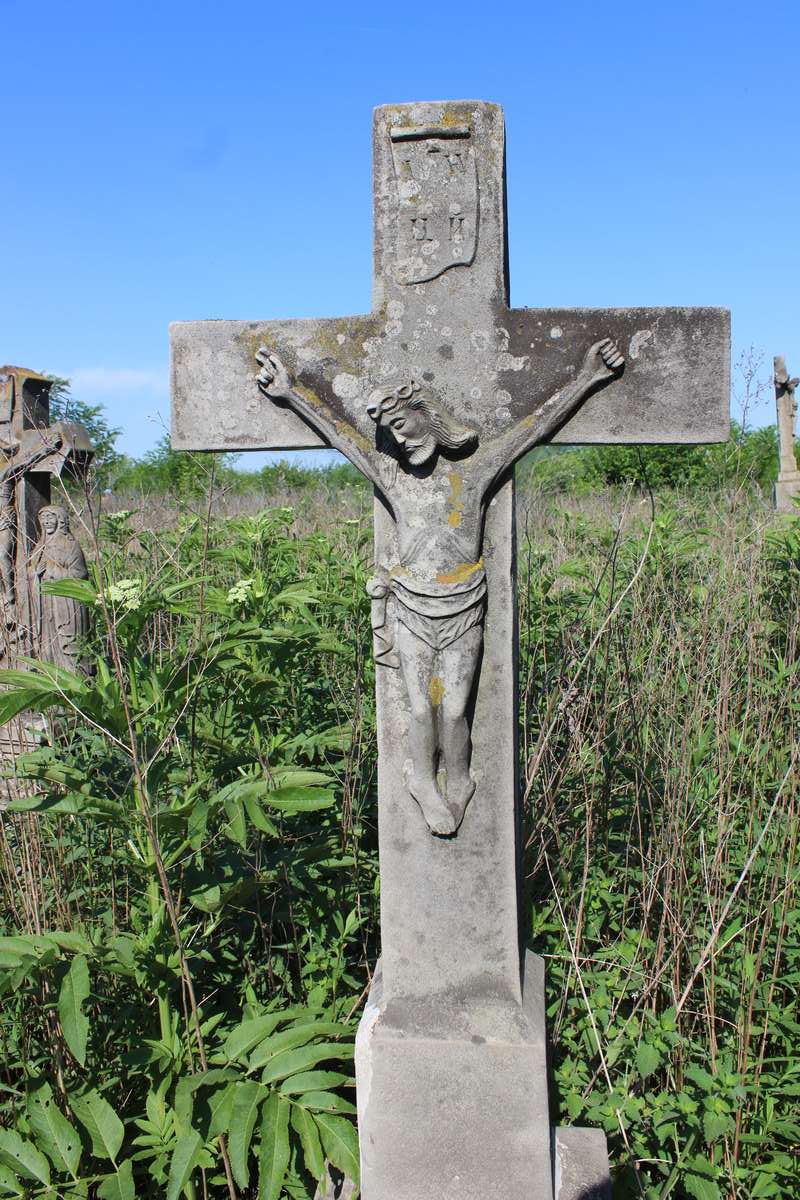 Cross from the gravestone of Tekla Bunt, Kozovka cemetery