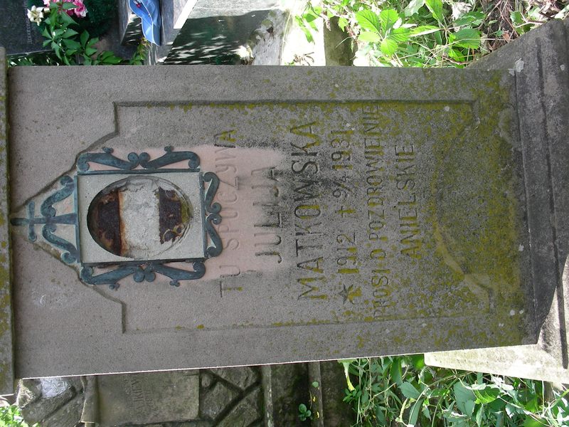 Tombstone of Julia Matkowska, Trembowla cemetery, sector 5