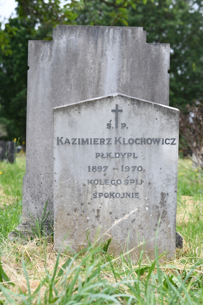 Tombstone of Kazimierz Klochowicz, North Sheen Cemetery