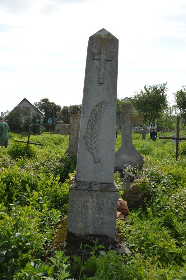 Tombstone of Agnieszka and Antoni Bandur, cemetery in Myszkowice